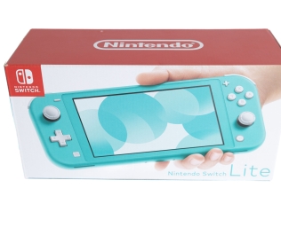 Consola Switch/  Lite Coral 32GB